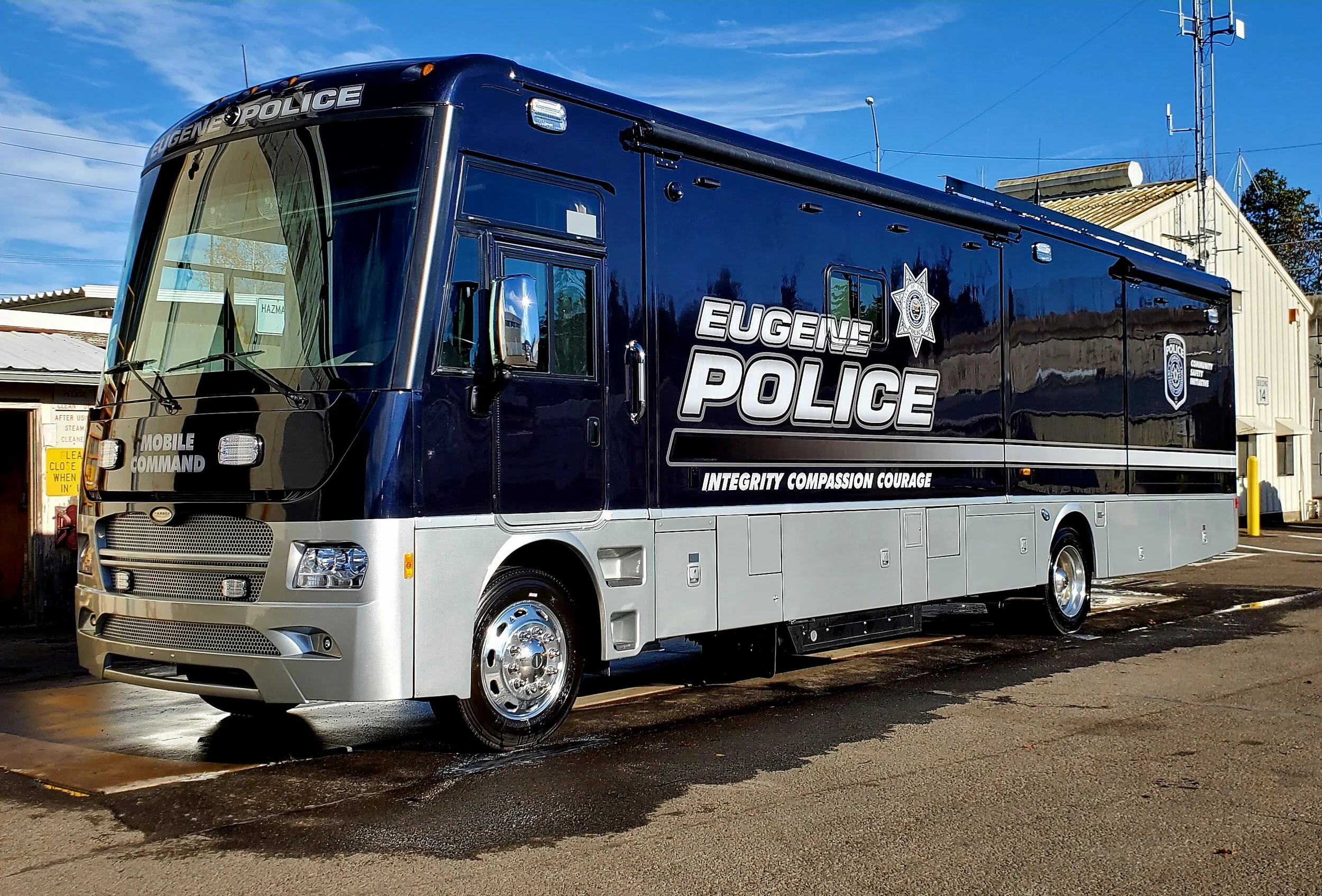 Eugene Police Department RV after Wash & Wax service at Oregon Detail Co Eugene Oregon