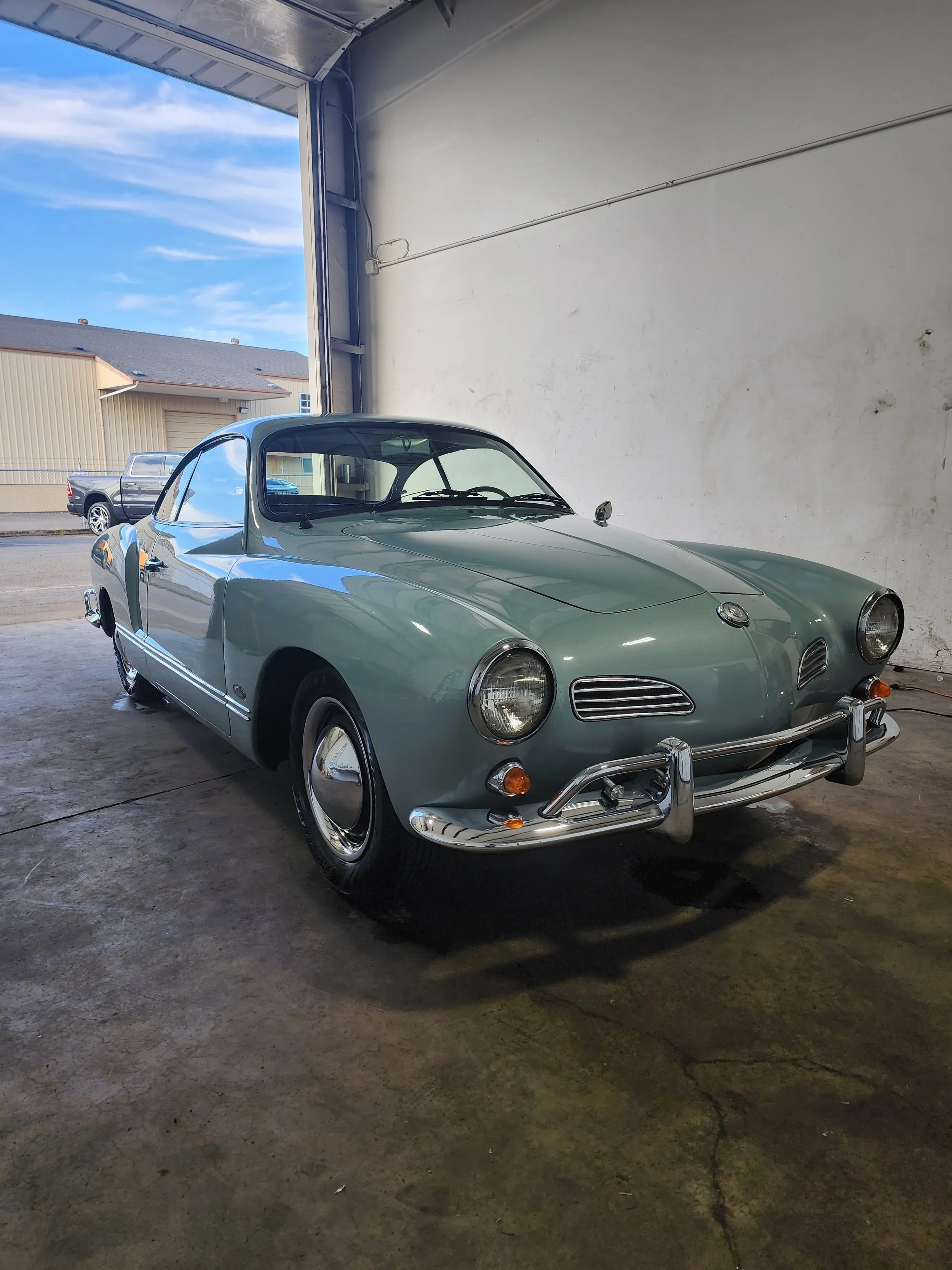 VW Karmann Ghia