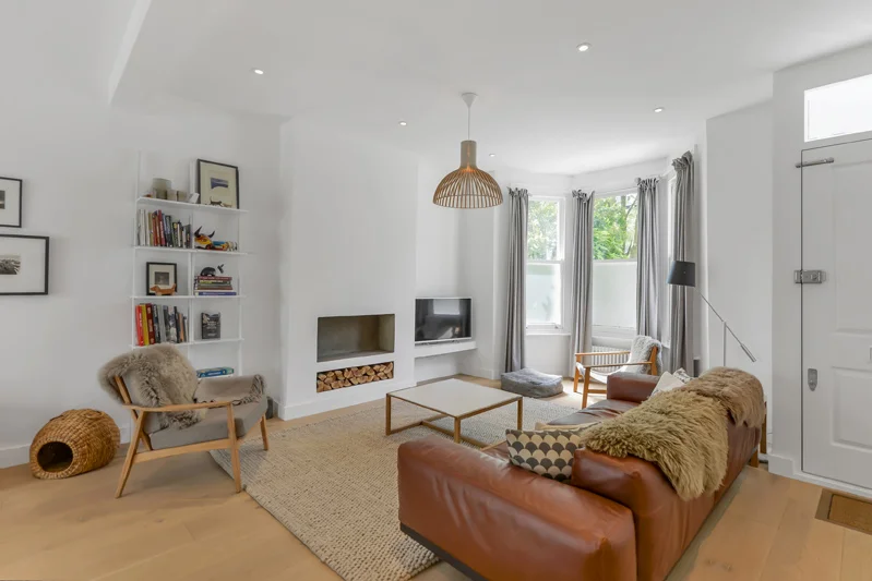 61 Carthew Road ph11.jpg