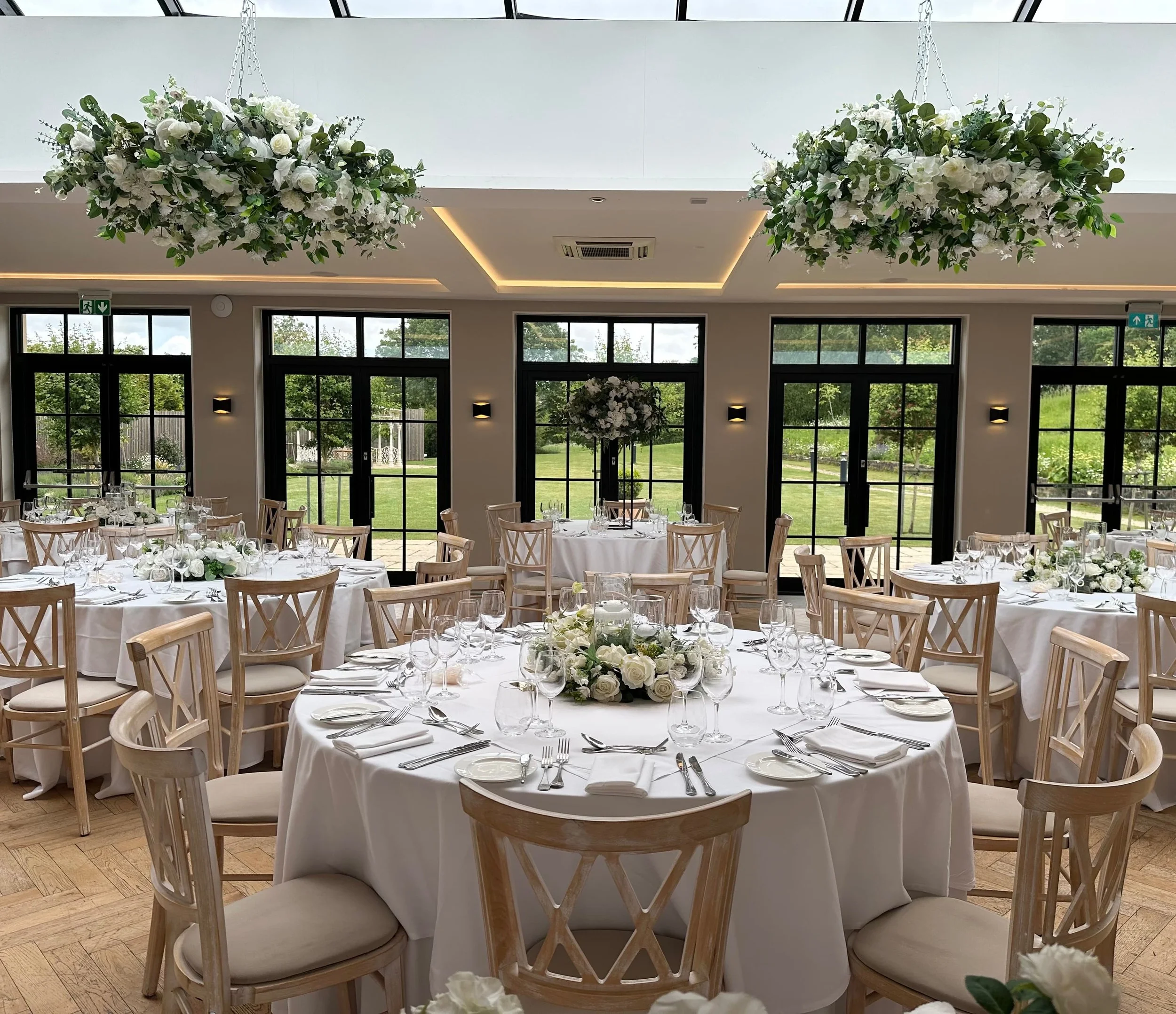 Diamond-lush-events-wedding-hire-hanging-garland-hampshire-london-oxfordshire-4.jpg