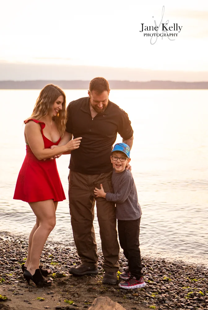 Snohomish summer with a loving family moment on shoreline of beach