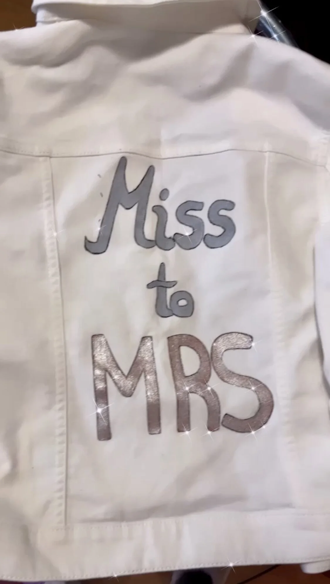 E3FAAECB-5BAF-438F-B992-A67187097884