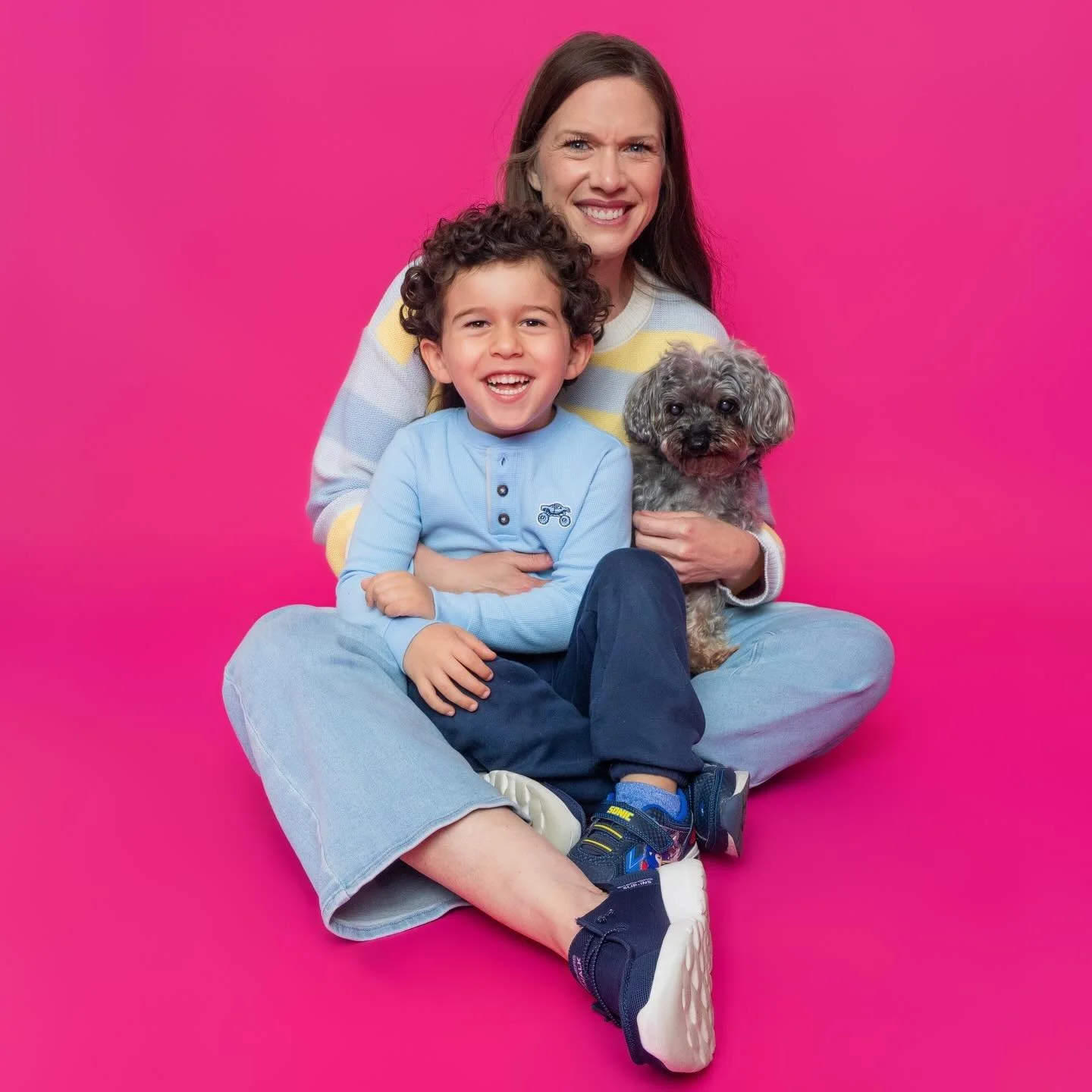 NOW BOOKING JULY AND AUGUST!!!! 

#familyphotography #petphotography #dogsofdc #dcdogs #bethesdaphotographer
