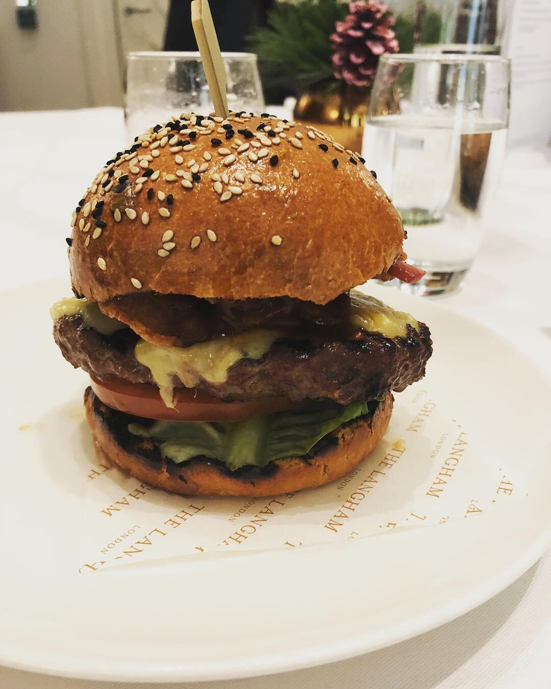 Enjoyed this amazing burger at @langham_london 🎺🎙🙌🏼