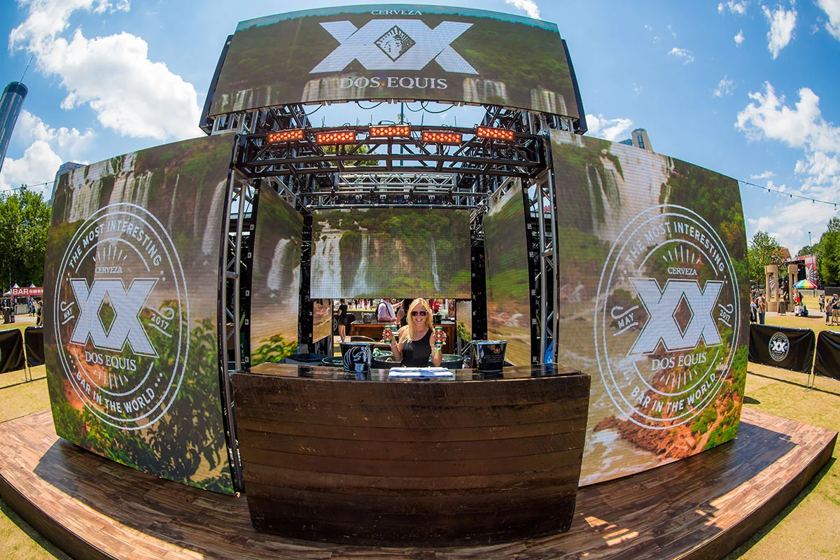 SHAKYKNEES2017_0512_125625-6F7A6629_DVP.jpg