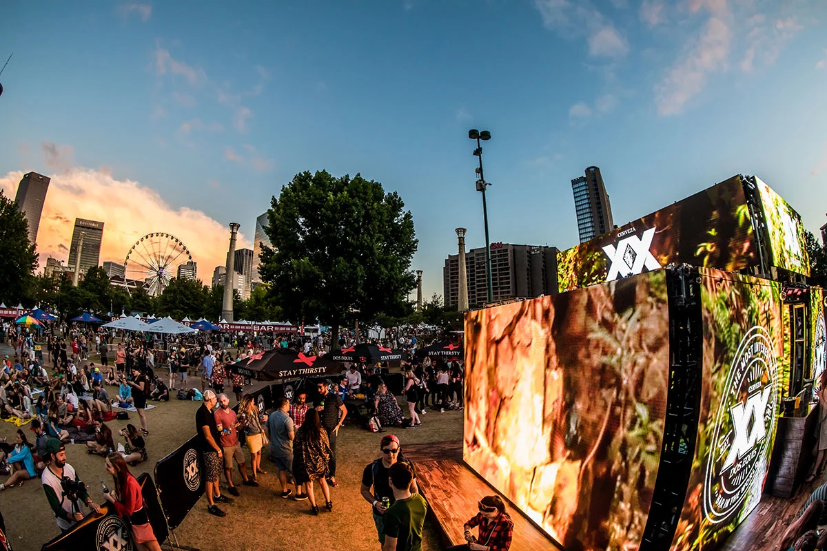 SHAKYKNEES2017_0513_202949-JP7A4728_DVP.jpg