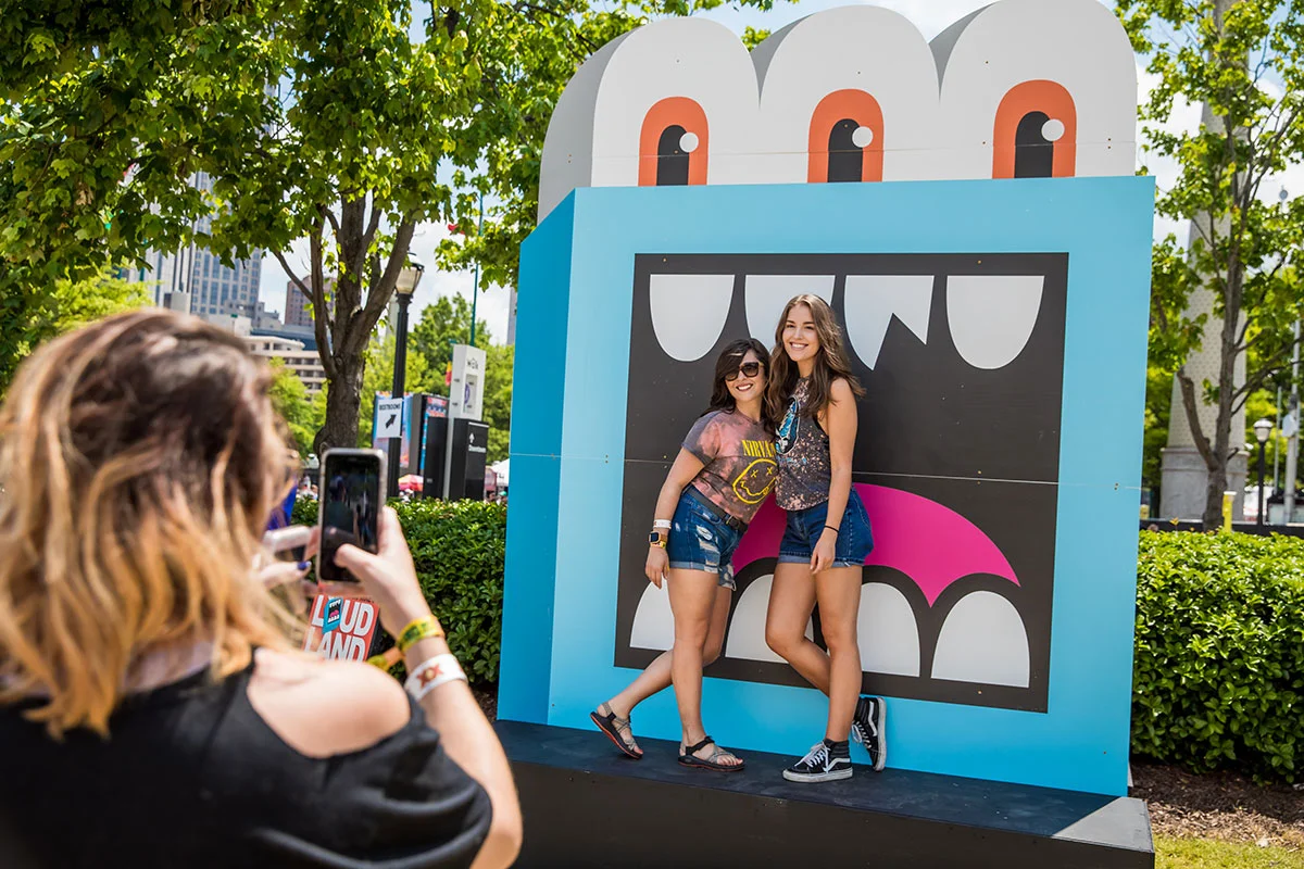 SHAKYKNEES2017_0512_130848-JP7A1108_DVP.jpg