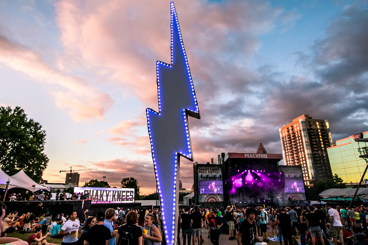 SHAKYKNEES2017_0513_202341-JP7A4655_DVP.jpg