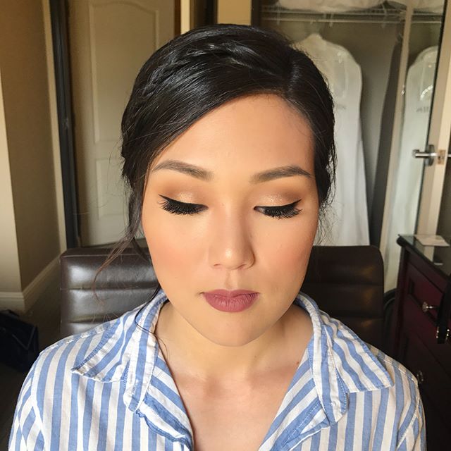 Such a beauty. ❤️ Thank you so much for allowing me to make you up on your wedding day. 😍😍😍 #suchasweetheart #grateful #Jenniferanddavid2018 #makeup #hair #bridal #bridalmakeup #bridalhair #ochairstylist #ocmakeupartist #lahairstylist #lamakeupart