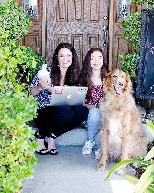 Porch Session with these pretty ladies 💕💕 Thank you for being such a patient, kind, and caring teacher! B is so lucky to have you this year. Chickens.. who else got them during SIP??? #shelterinplace #porchsession #familyphotographer #bayareaphotog