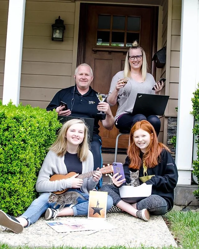 Porch Session with this great crew!  Photo featuring their fostering kittens 💕💕 #porchsessions #shelterinplace2020 #familyphotographer #sanjosephotographer #almadenvalley #fosterkittensofinstagram #cheerstotheweekend
