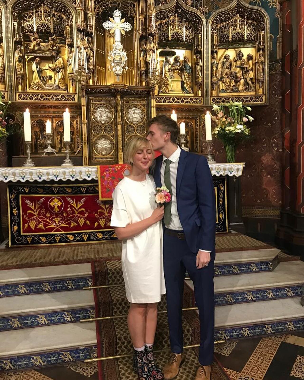 officially one year married !! !!!!

but also, here&rsquo;s a sampling of all our weddings between 2019-2021