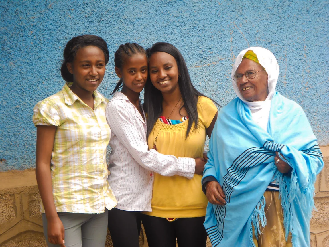 Lily with her cousins and grandmother (Ethiopia, 2014)