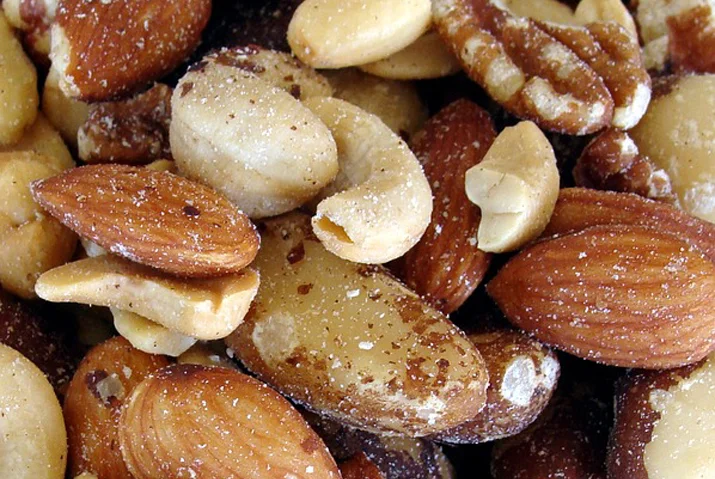 nuts2.jpg