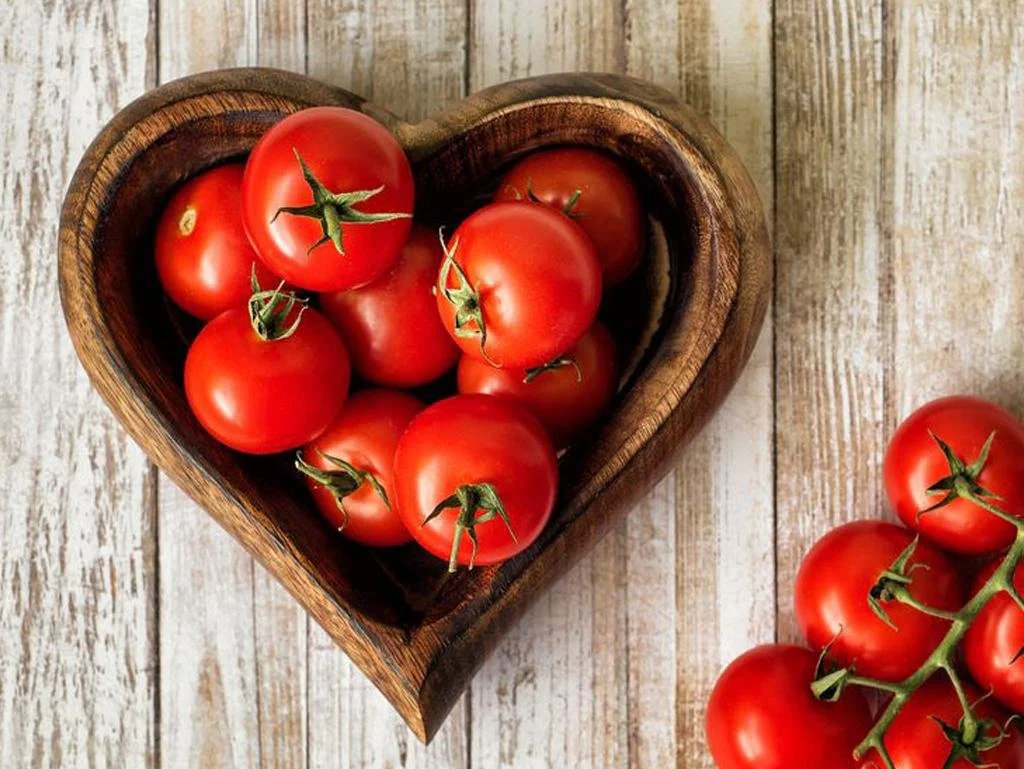 STRONG HEARTS LOVE LONGER