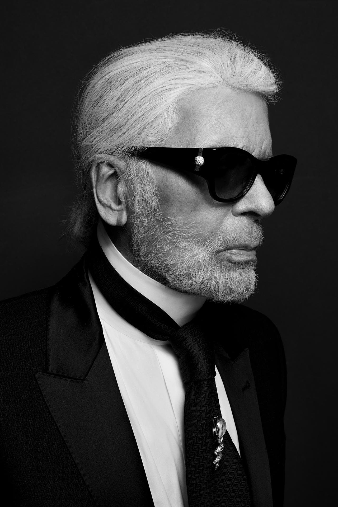 karl lagerfeld and chanel