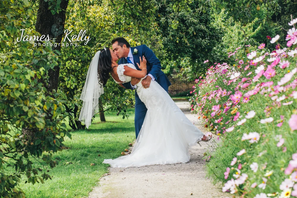 A London Wedding: Howard + Jacqui Woodcock