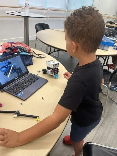 Lego Robotics 2.jpeg