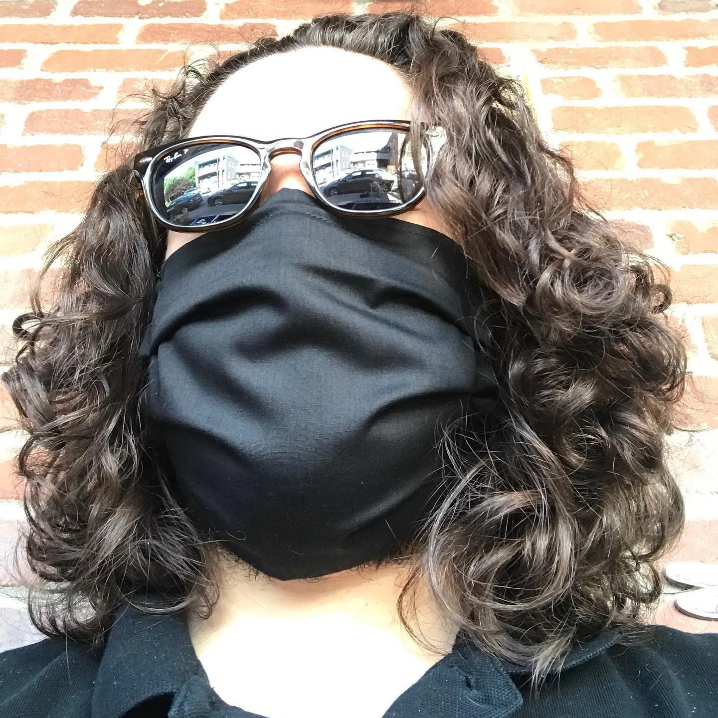 Porch visit, with safe social distancing. Hope everyone&rsquo;s hanging in there, during these pandemic times.