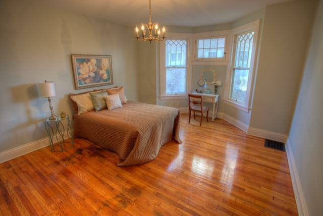 bedroom845.jpg