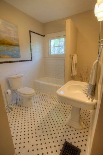 bath358.jpg