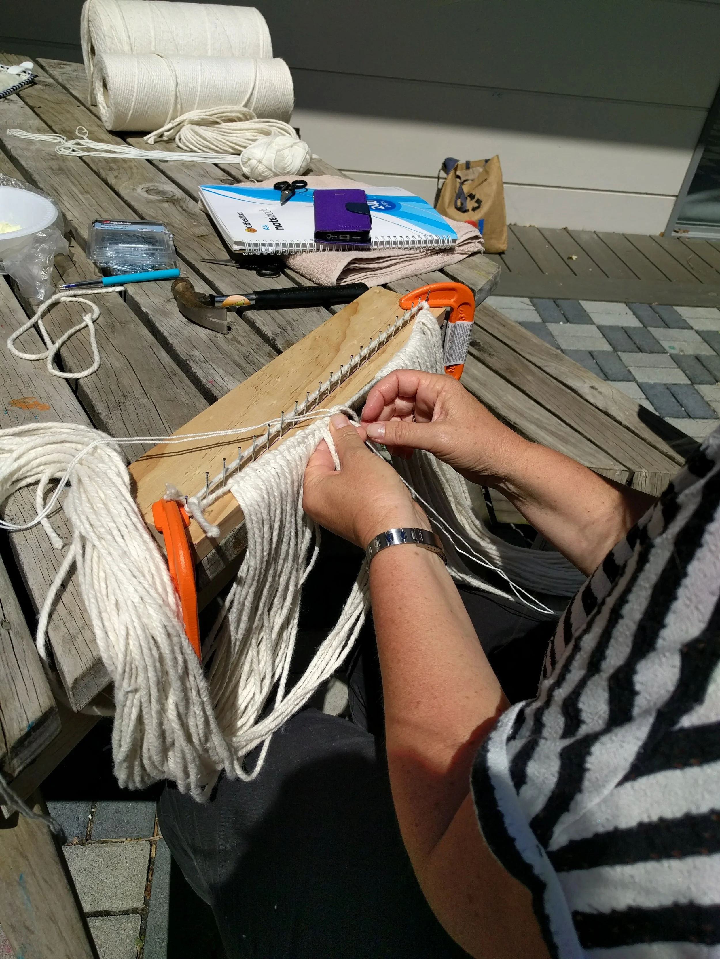 Weaving progress 