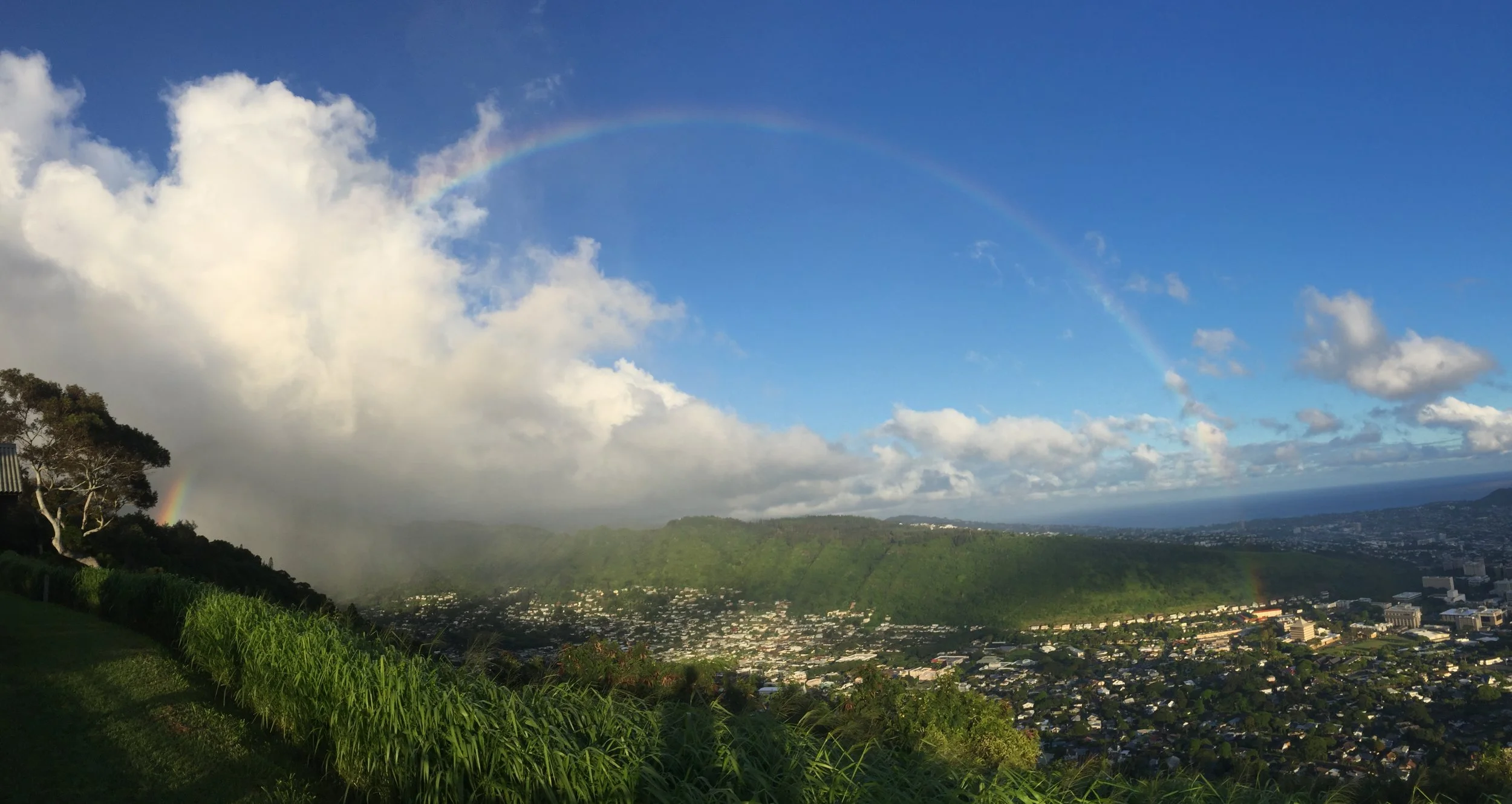 Rainbow_over_Manoa_Valley.jpg