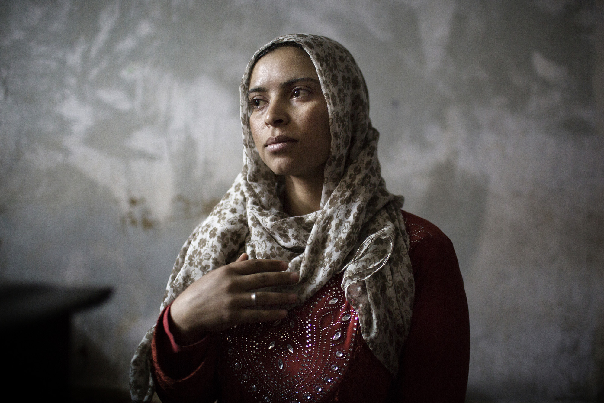   Annie Sakkab :&nbsp; A Familiar Stranger     A Familiar Stranger  is a series of photographic and video images that challenges post-colonial constructs and generalizations about the femininity, religion and agency of Arab women. Defying stereotypes