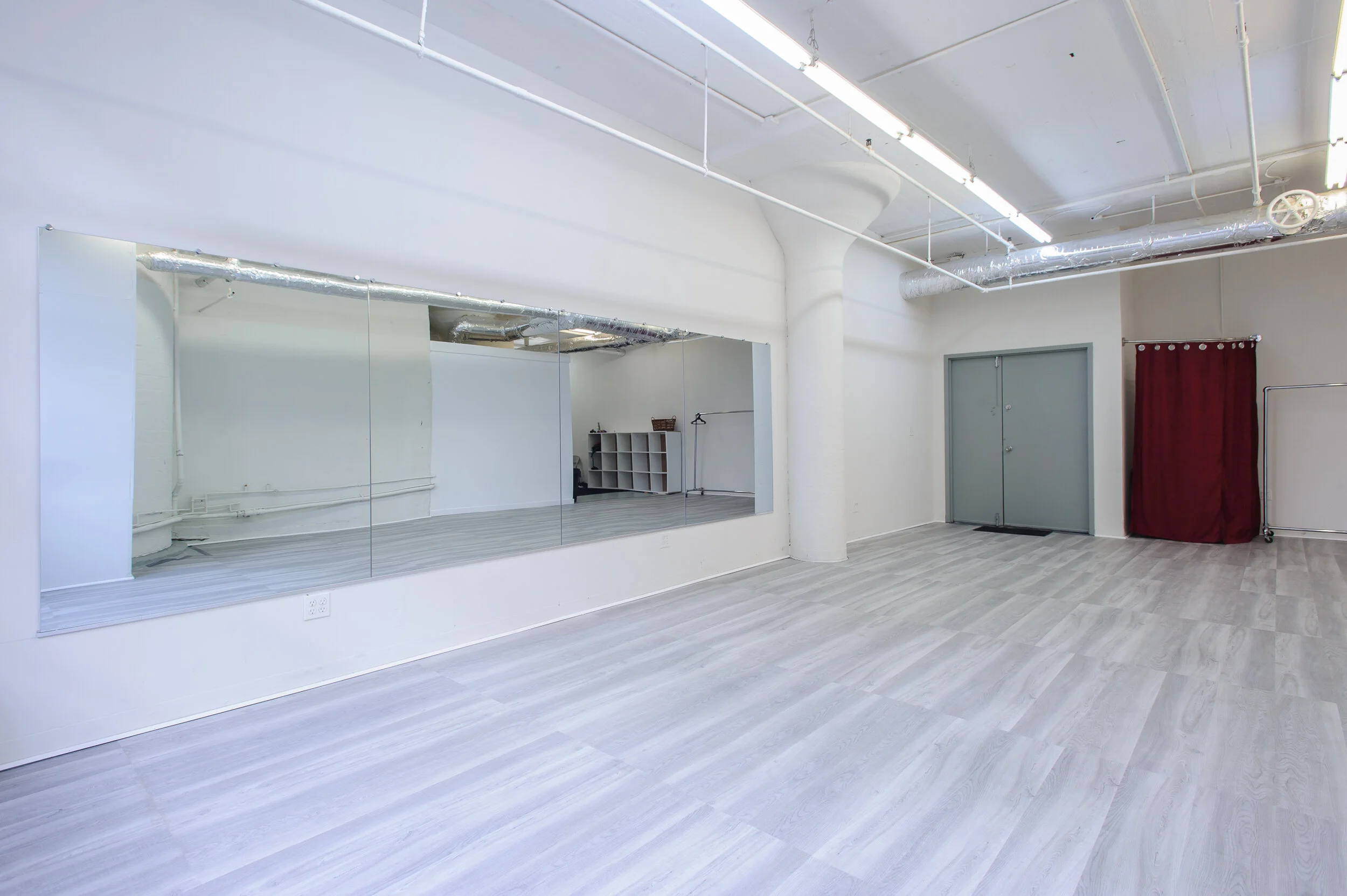 SB_Studio-003-_WD71926 (1).JPG