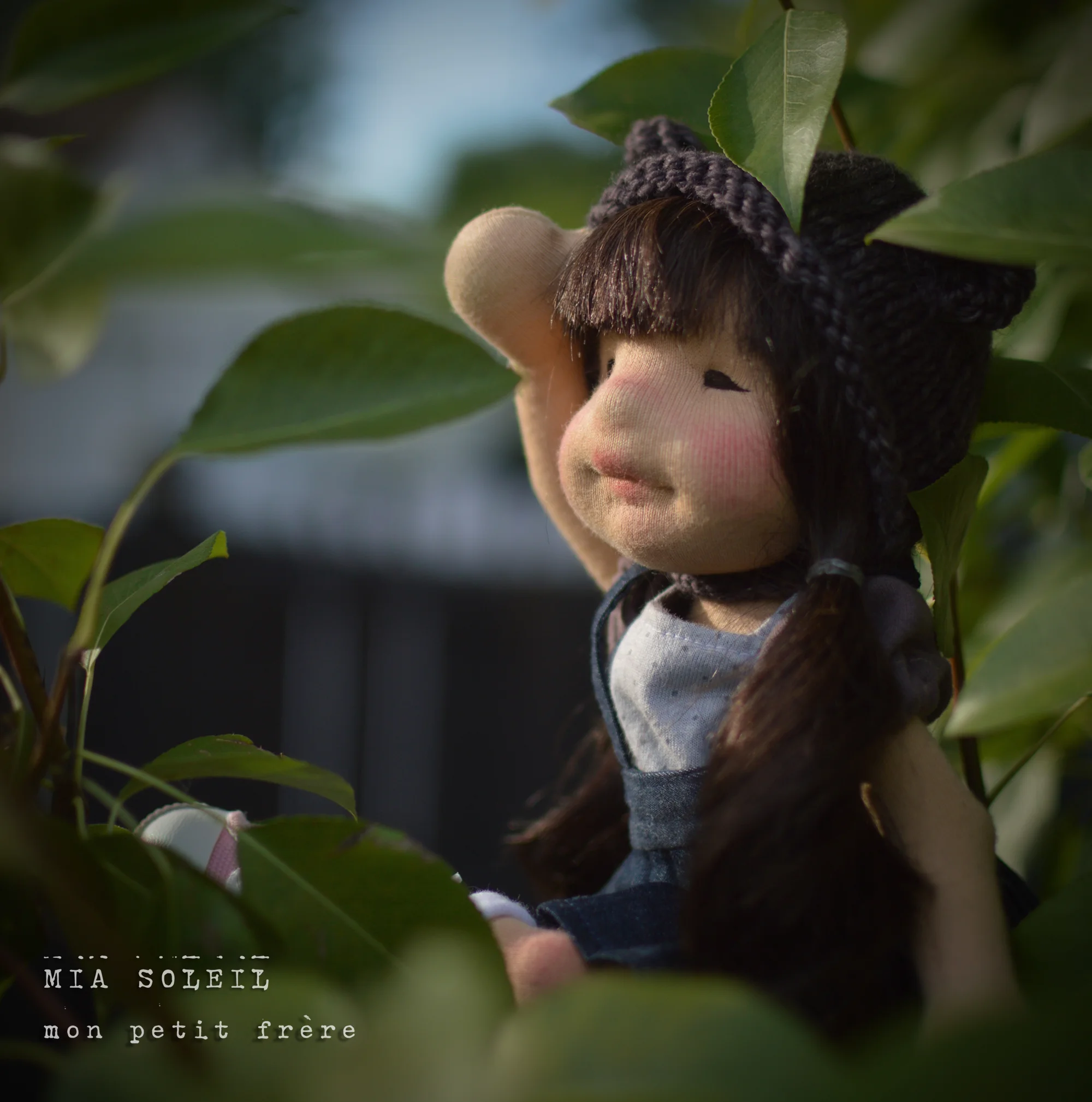 Mia- 13" 2016