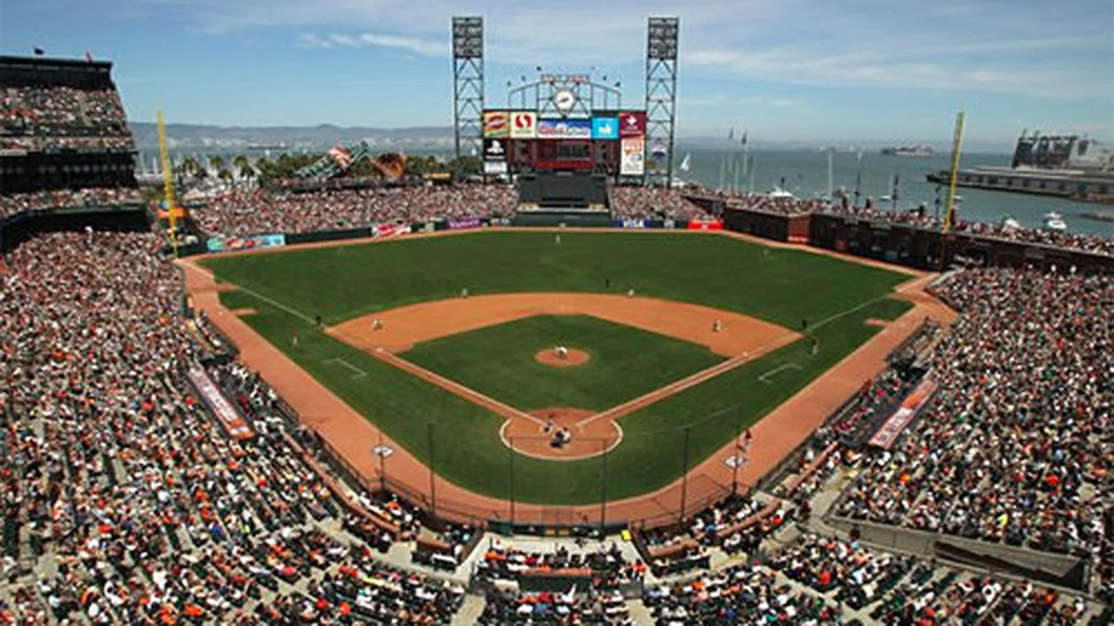 4 Tickets to San Francisco Giants vs. Phillies inc Parking