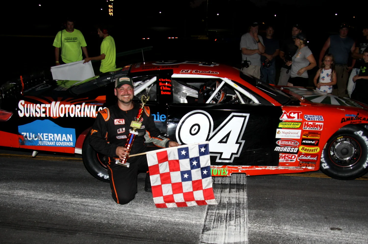 Moodie is “Spectacular” for Win at Aubuchon Holiday Event