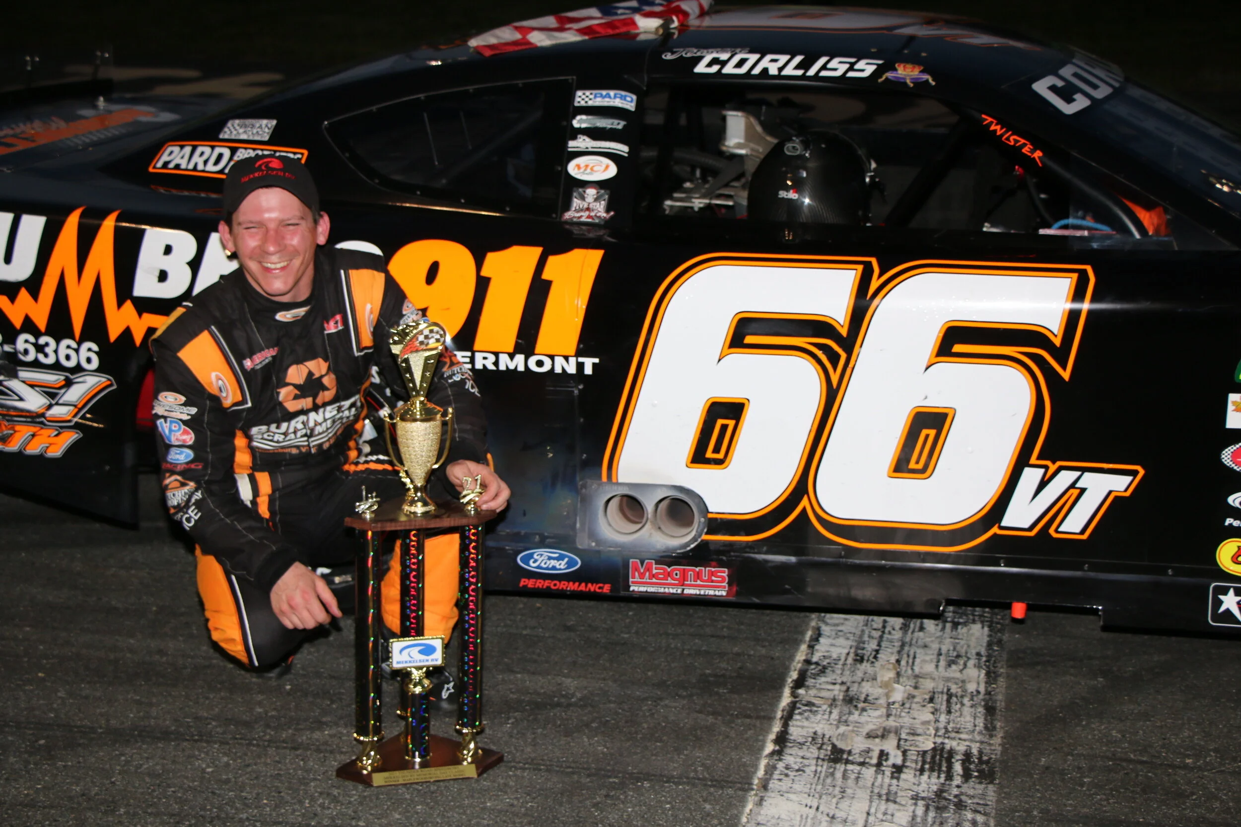 Corliss Makes Late Charge for Third Memorial Day Classic Win