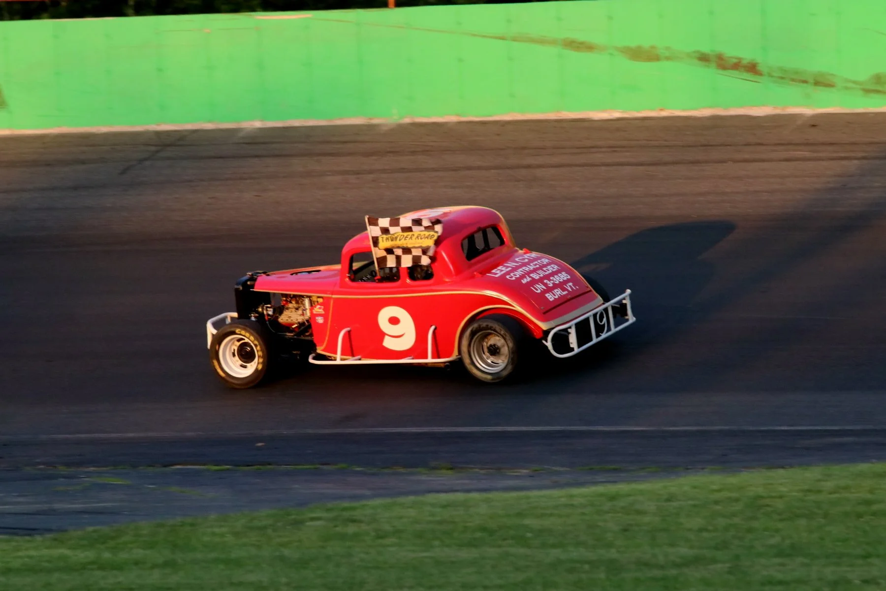 Traditional Thursday Nights Begin with Antique Racers on Casella Night