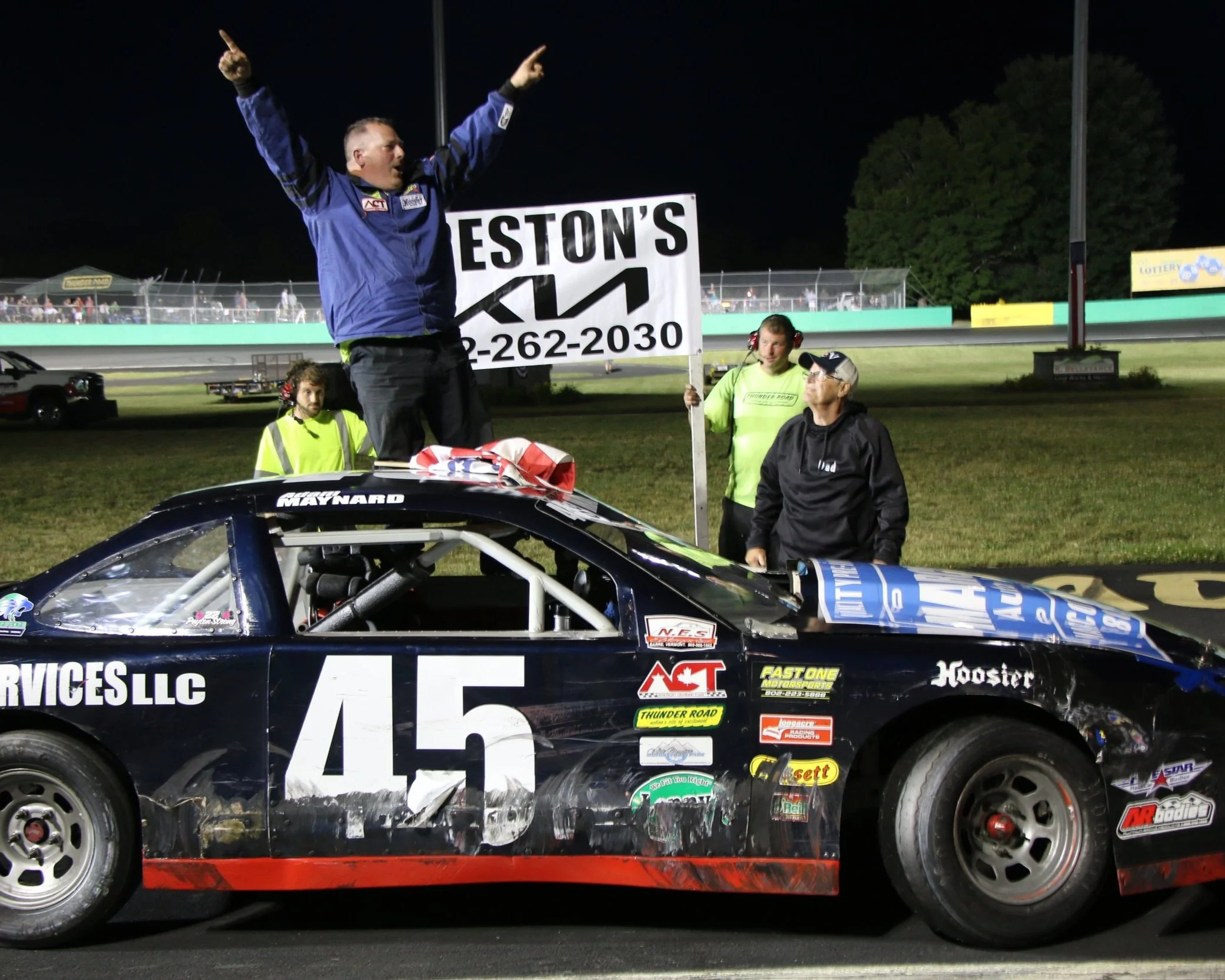 Adam Maynard Nabs First Flying Tiger Win in 20+ Year Career on Preston's Kia Night at Thunder Road
