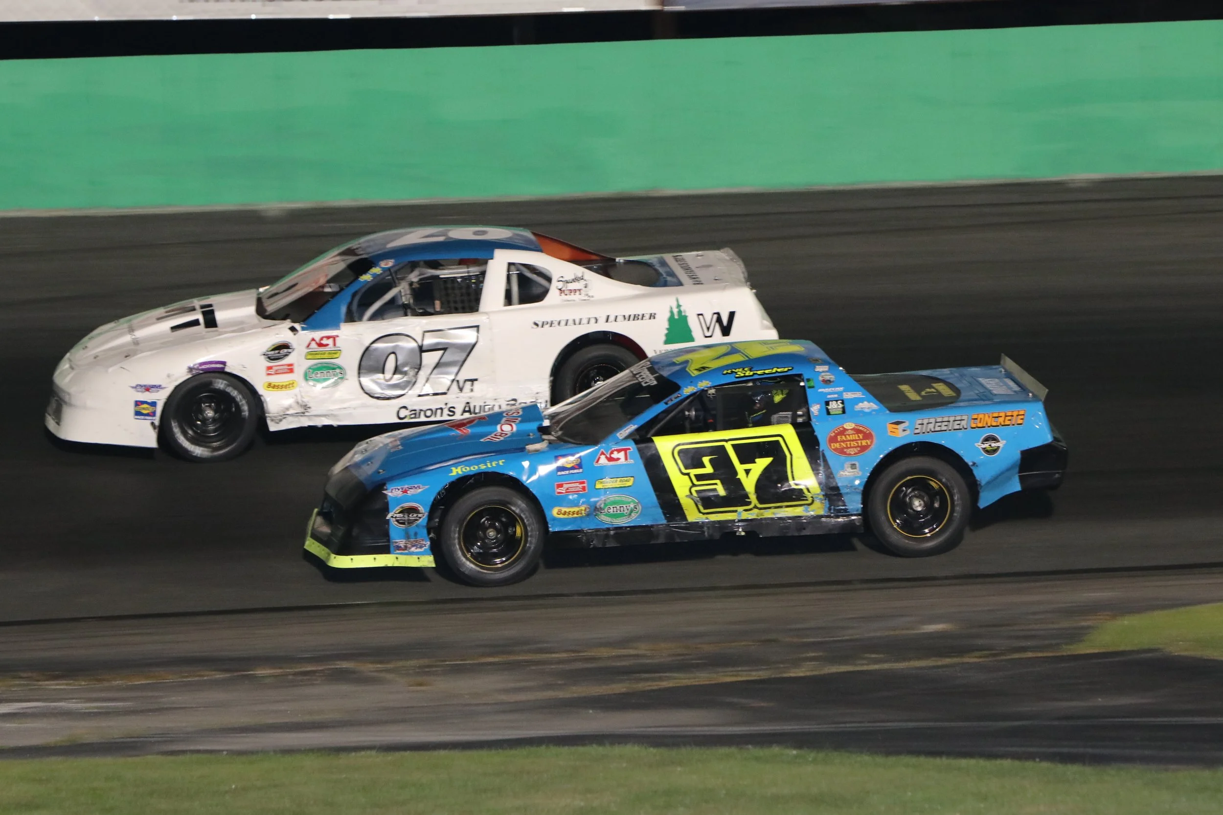 Moodie and Streeter Capitalize on Vermont Tire &amp; Service Night Tiger Double Features