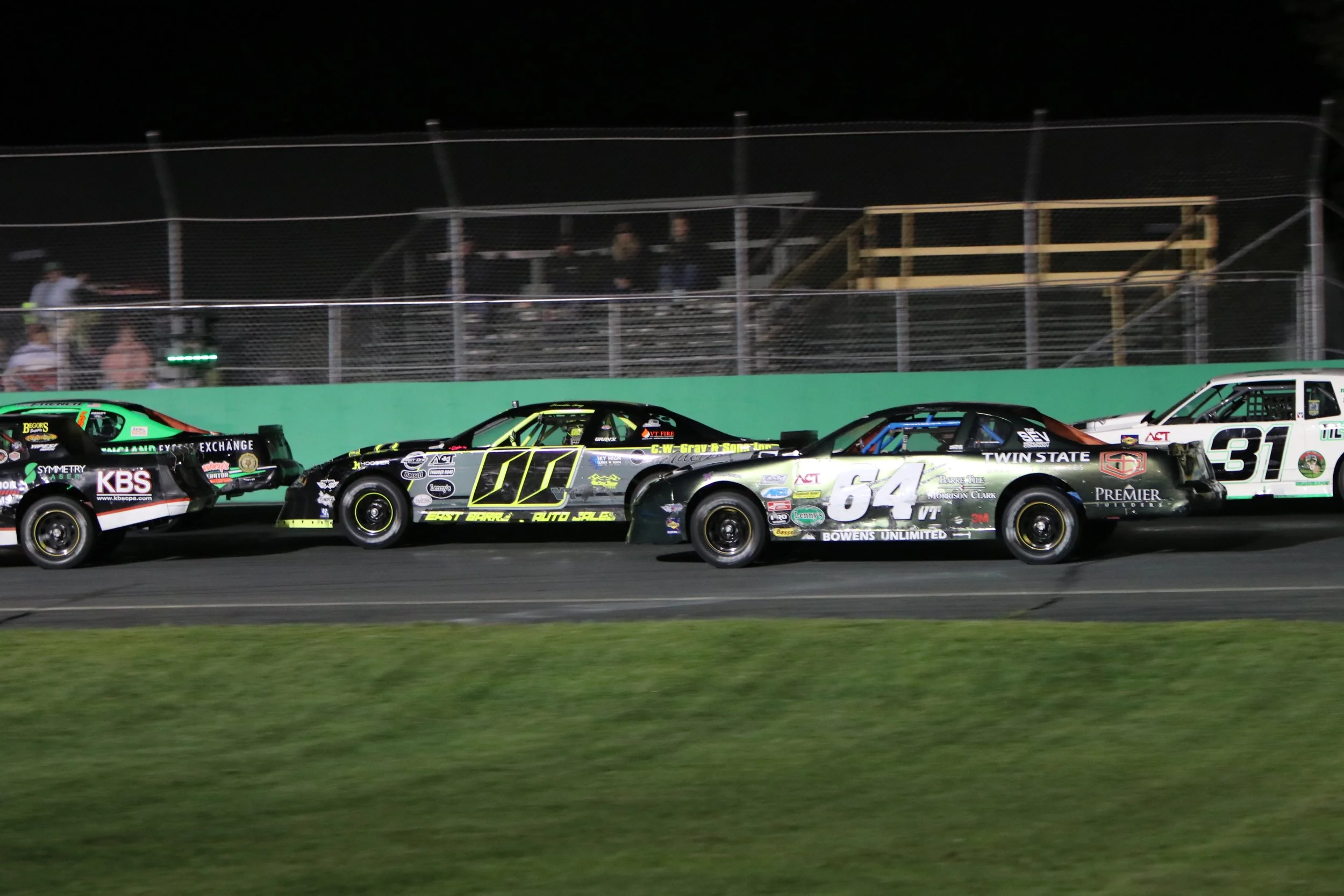 Gray Takes Cody Chevrolet 100 En-Route to Myers Container Triple Crown Championship