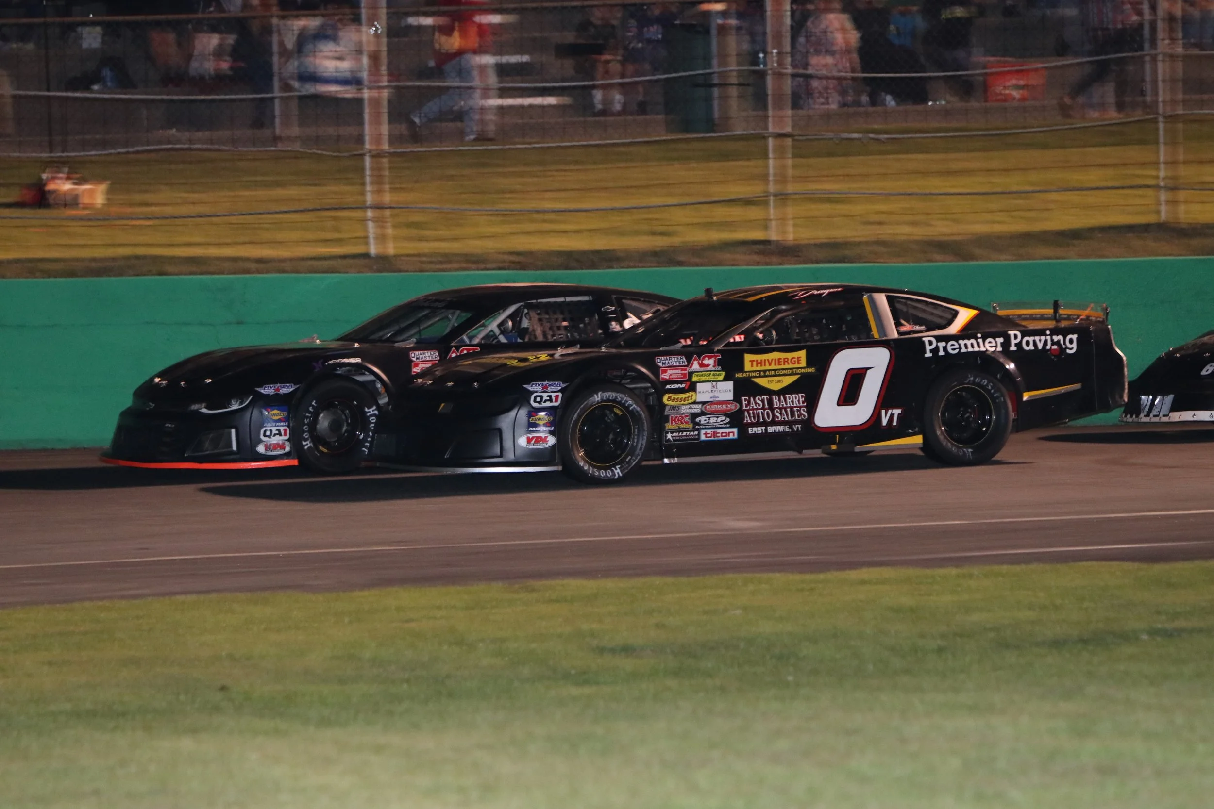 Dragon Capitalizes on Late Race Restart to Steal Jet Service/Accura Printing Trophy Dash