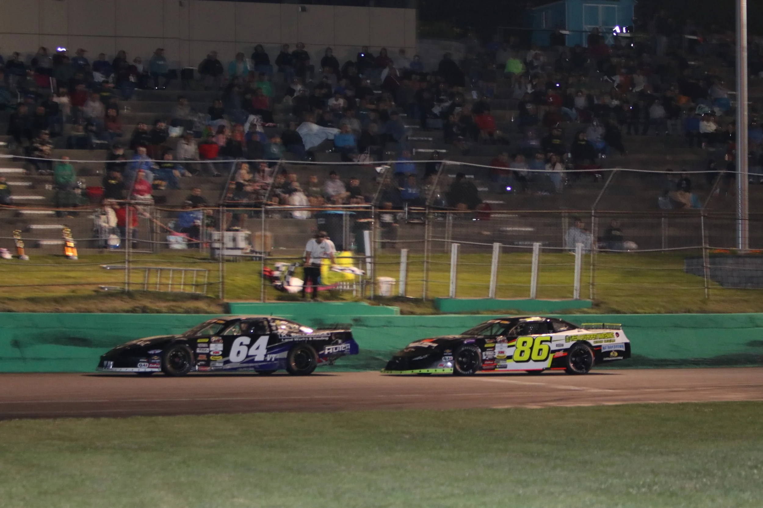 Pelkey Claims the 100 Lap Showdown, Corliss Takes Home Squier Cup