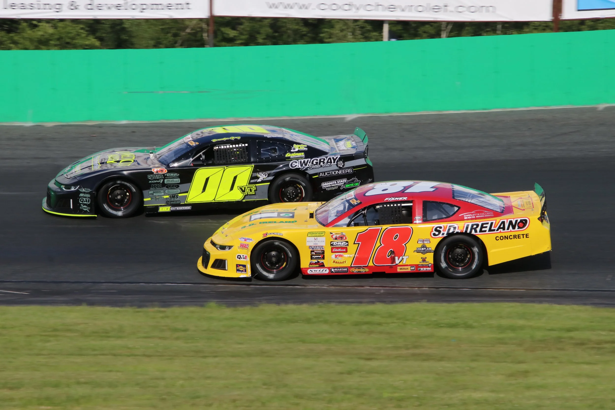 Vermont Tire &amp; Service Presents Jam-Packed Thursday at Thunder Road