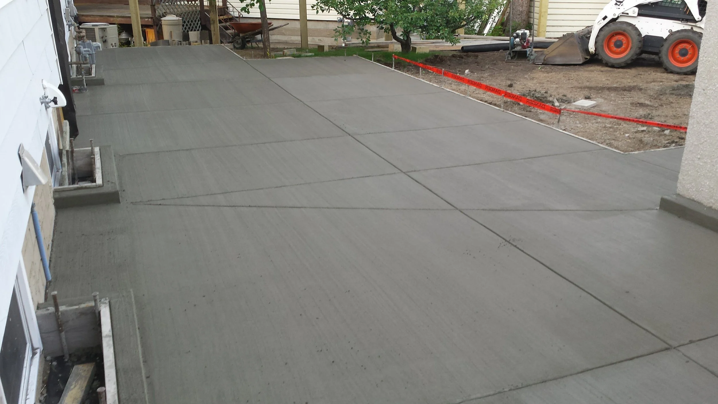 BROOM FINISH — GRANGER CONSTRUCTION LTD. CONCRETE SERVICES