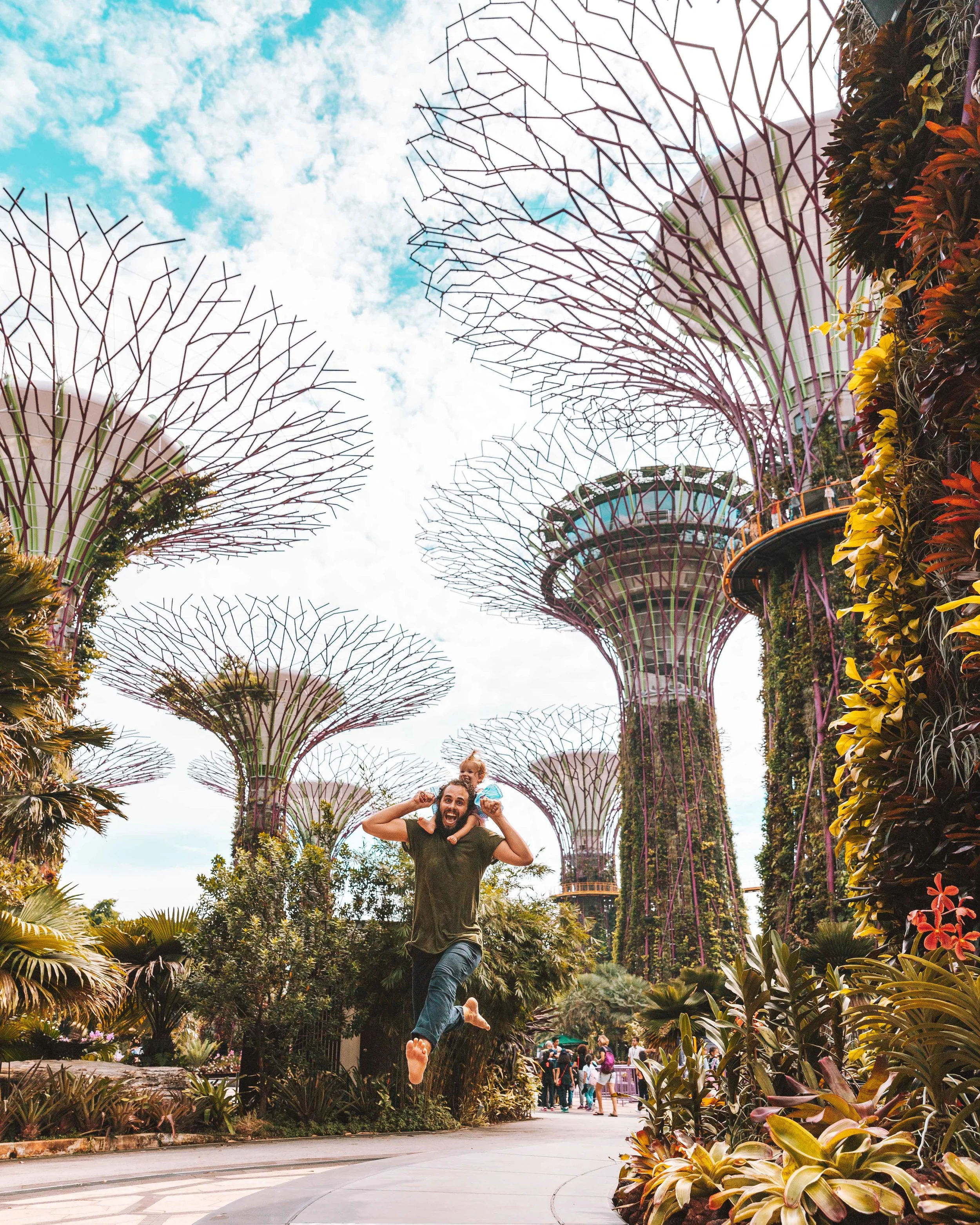 I Gardens By the Bay e un papà saltante