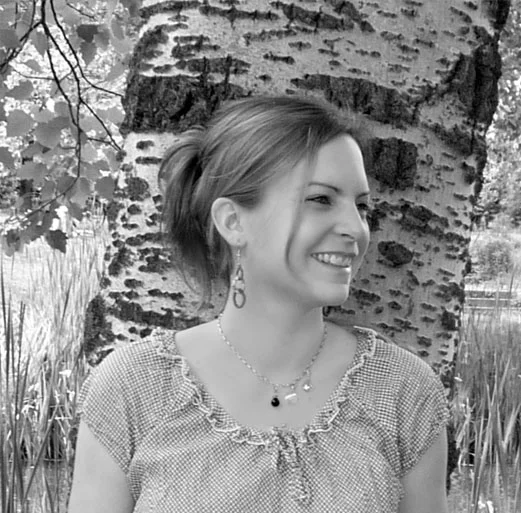 VERENA NOBIS_DIPL.-ING. ARCHITEKTIN -seit Dez. 2008 Employed at Oikios GmbH -2008 Internship at - Robertson Loia Roof architects and engineers -2008 Study of Architecture RWTH Aachen Degree Dipl.-Ing. (TH)