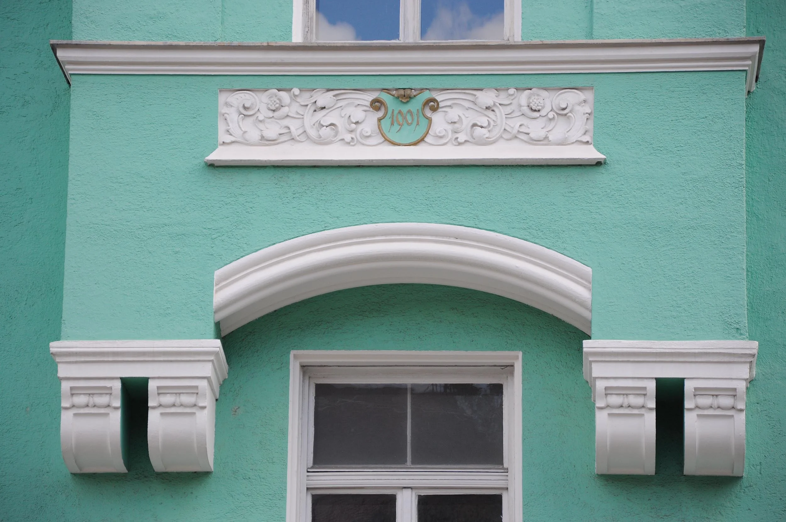 HISTORICAL RESIDENTIAL BUILDING 'ISM'