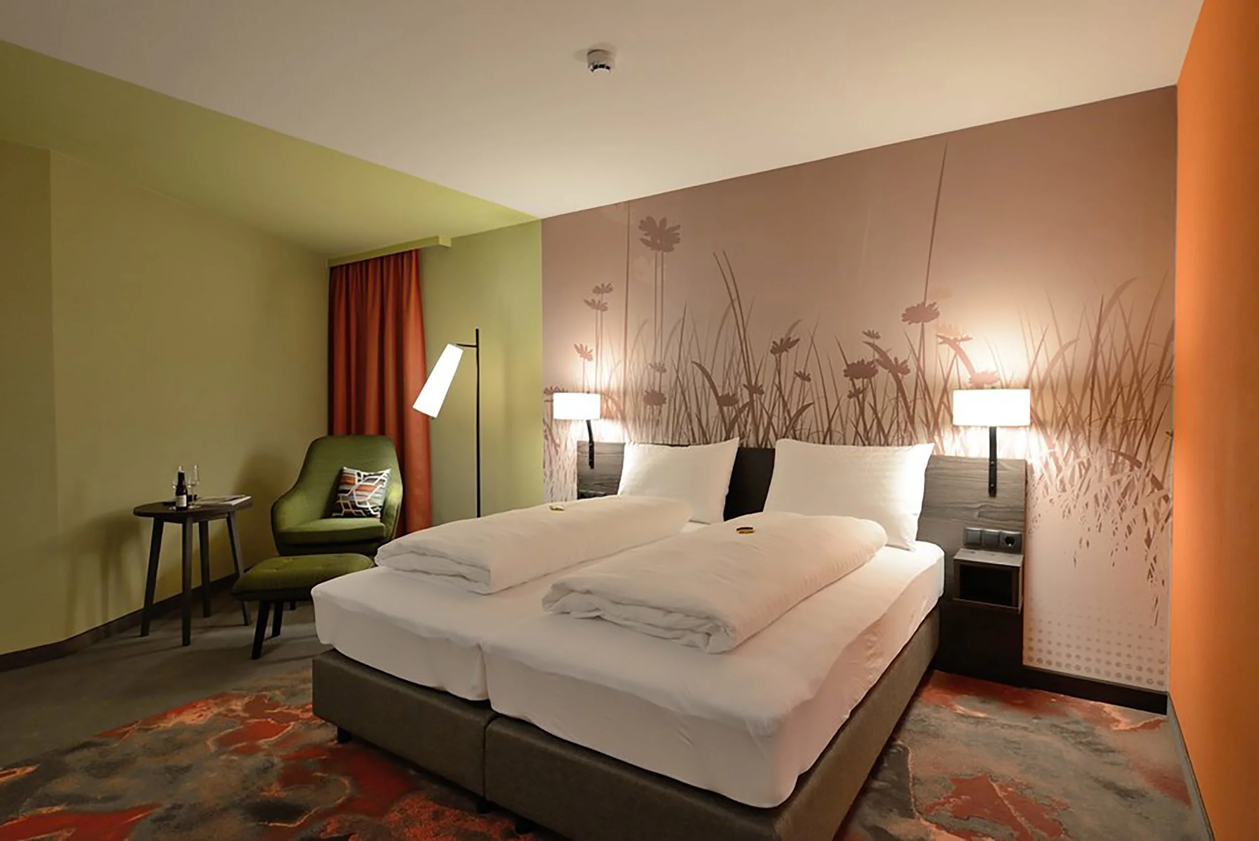 HWEST HOTEL HALL 