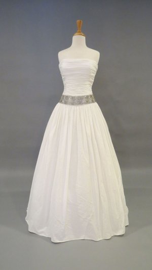 Abigail By The Cotton Bride from Chris Cole ~Bridal Size 10~ Shaline Bridal Abigail By The Cotton Bride from Chris Cole ~Bridal Size 10~ Shaline Bridal