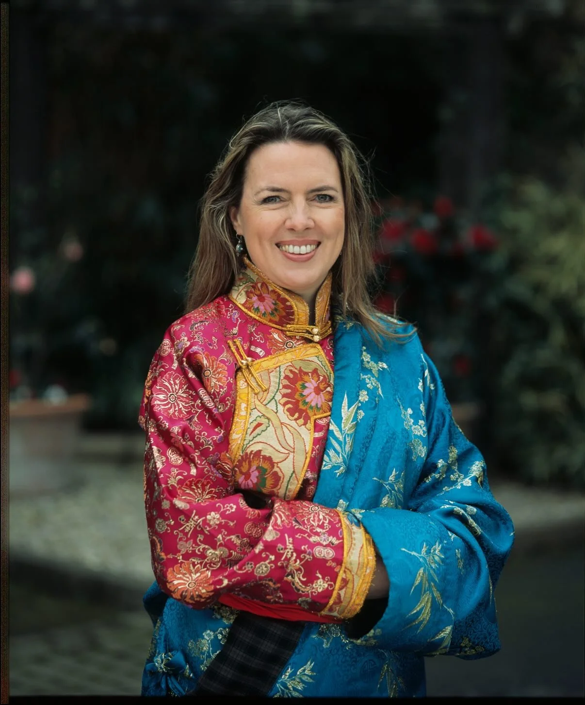 GIVEAWAY 🙂 I have ten beautiful hardback copies of &lsquo;A Beginner&rsquo;s Guide to Changing the World&rsquo; (The US edition of &lsquo;For Tibet, With Love&rsquo;) to give away to the first ten people who ask. Just PM me either way your address a