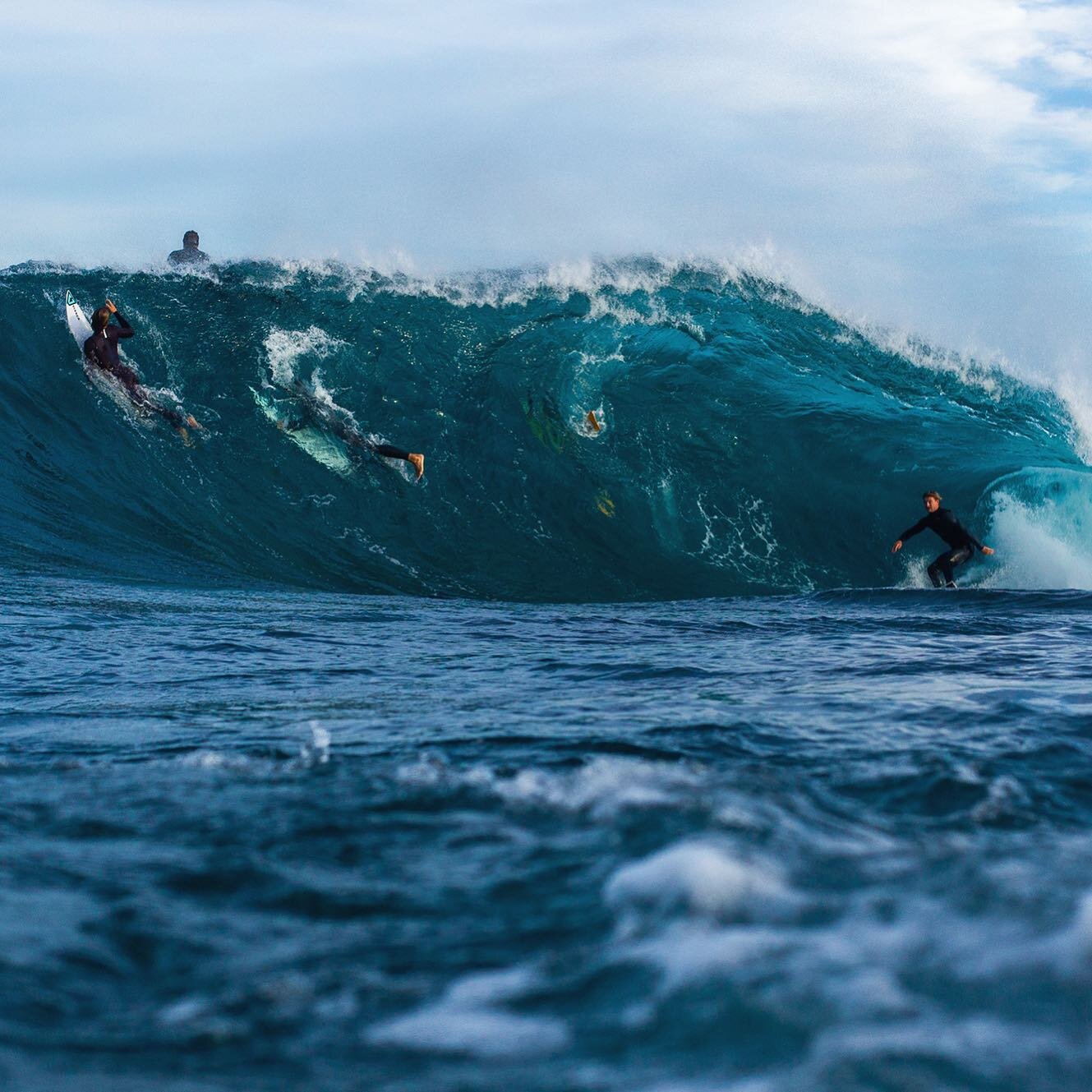 Who&rsquo;s been having a good time?
.
@jedmattinson has that&rsquo;s who and 
📸 @kimfeast_ well he&rsquo;s always having a good time 🤙
.
For the pre and post surf supplements surfers choose - visit the surf meal website - link in bio.
.
#surf #sur