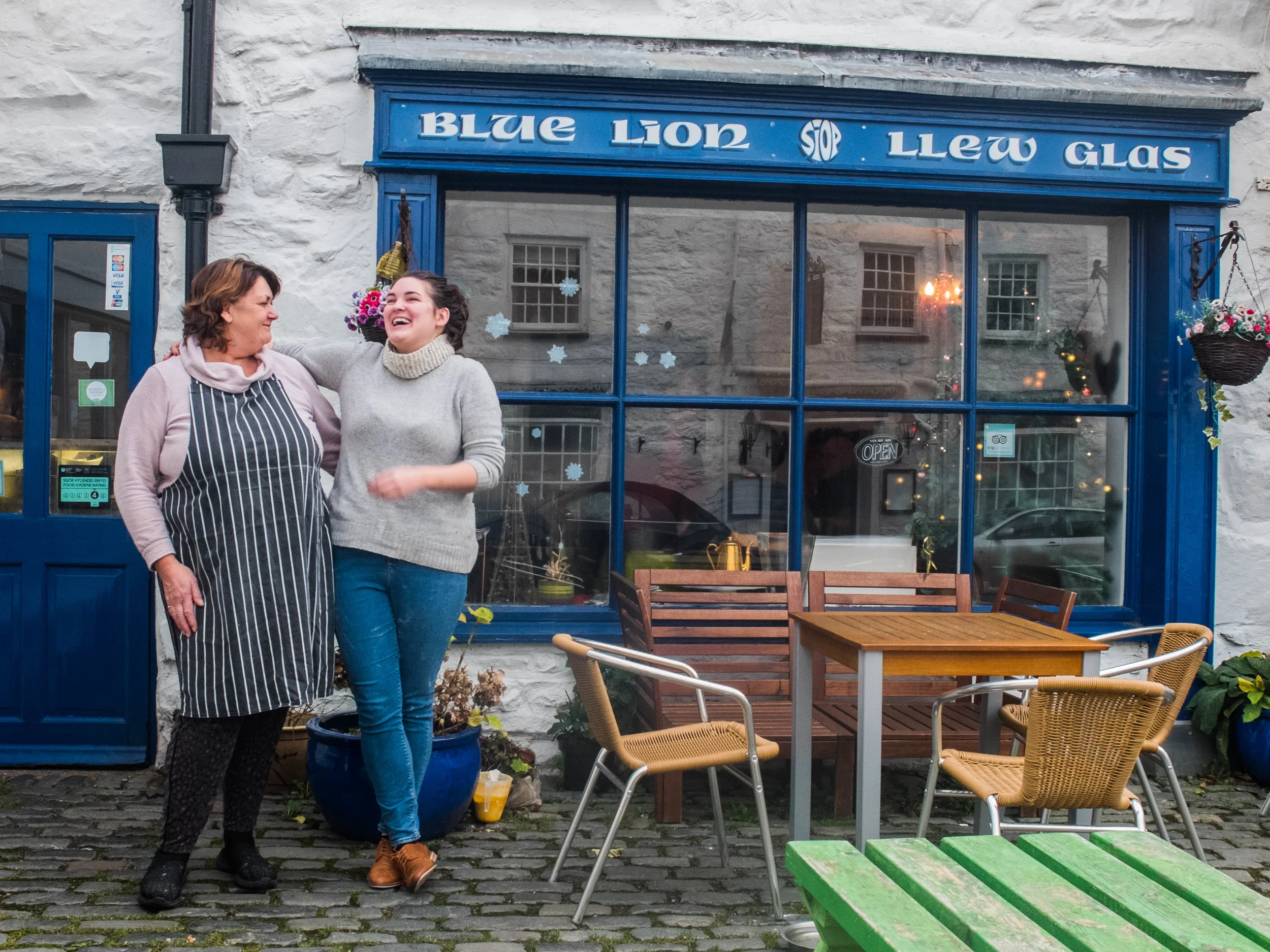 Llew Glas Cafe