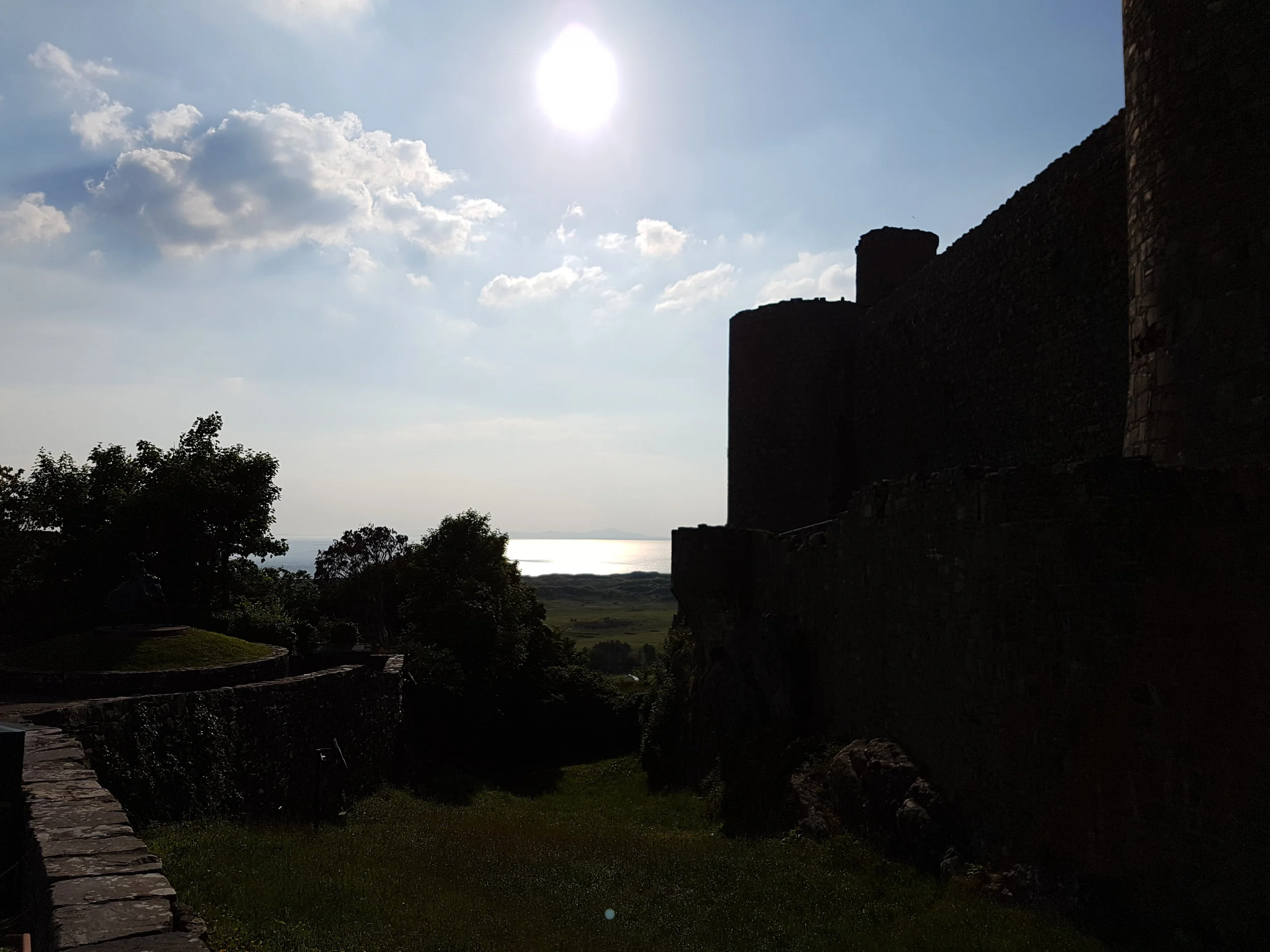 Early evening Harflech Castle.jpg